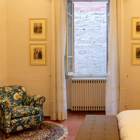 Maggiore - Duomo Di 3* 佩鲁贾